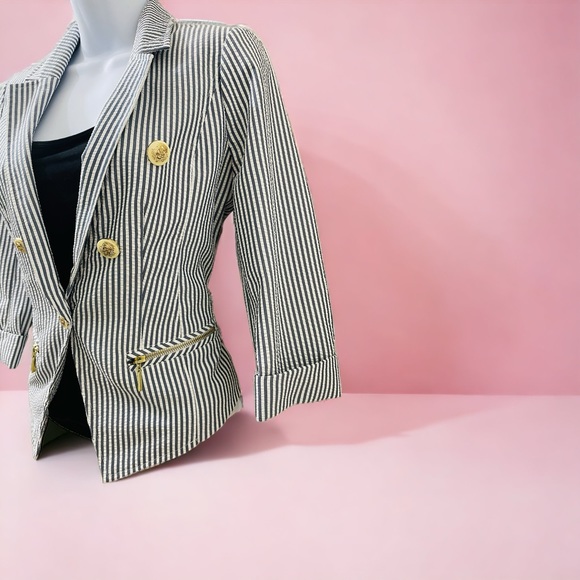 LIKE NEW Women’s Size S Dynamite Stripe Blazer - Picture 4 of 4